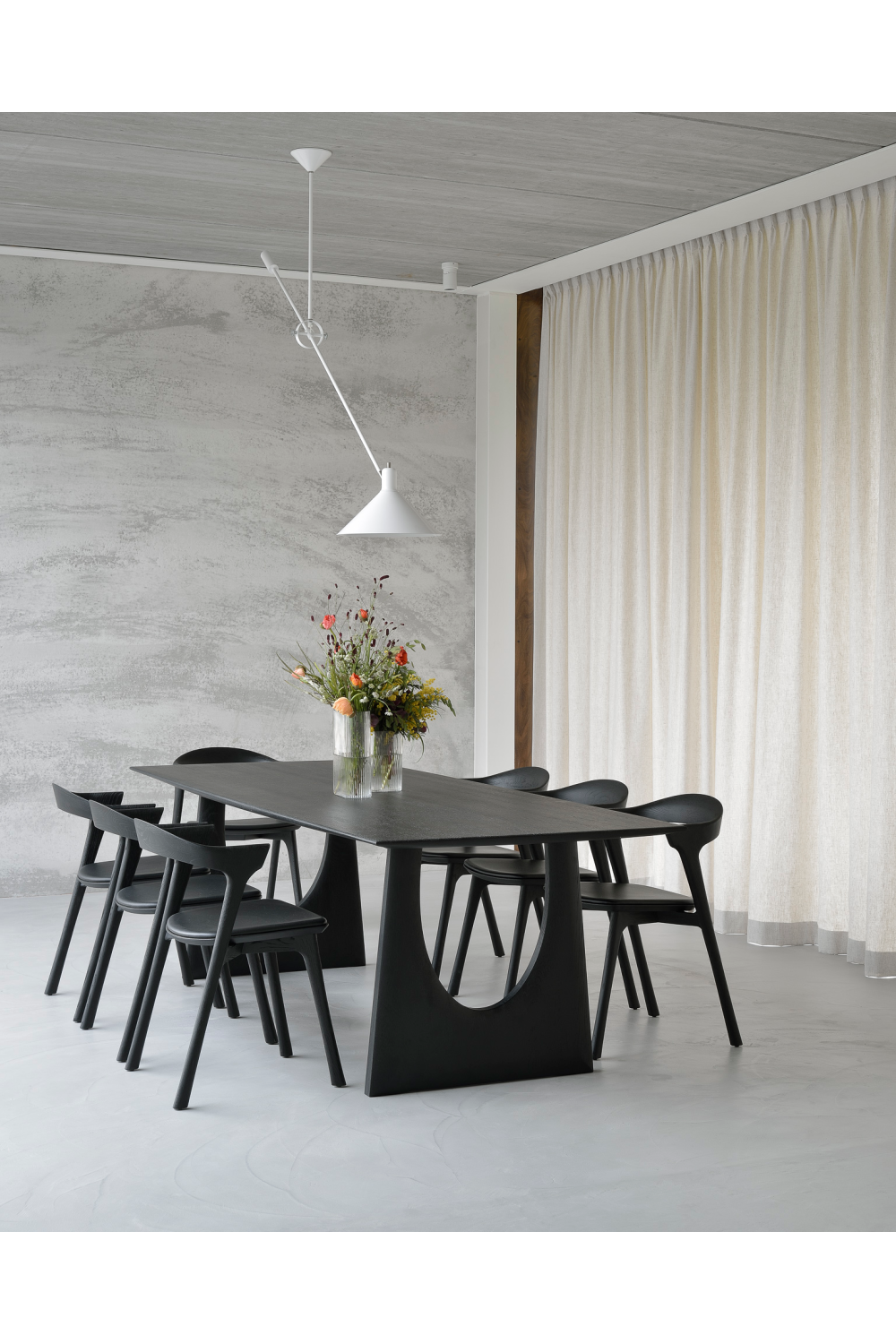   Black Oak Modern Dining Table | Oroa.com